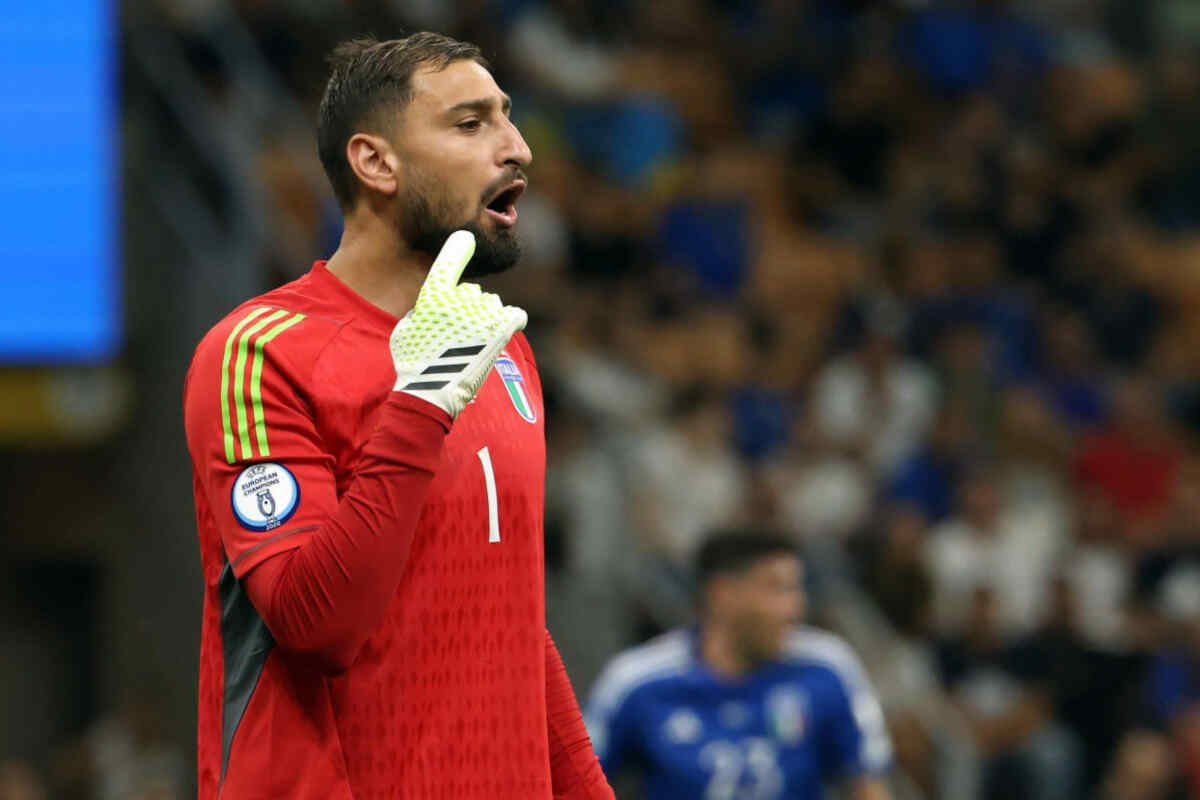 Donnarumma con la maglia della nazionale