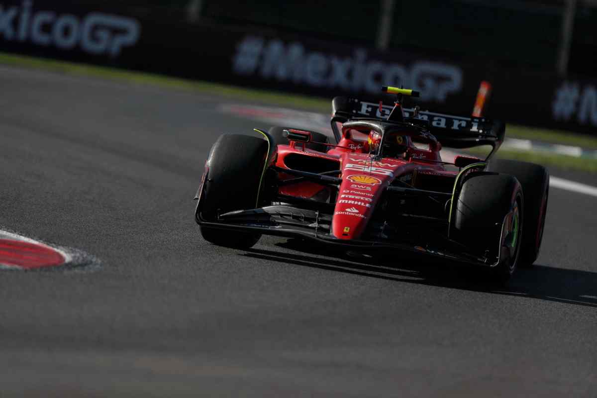 Sainz duro con la Ferrari: tifosi gelati