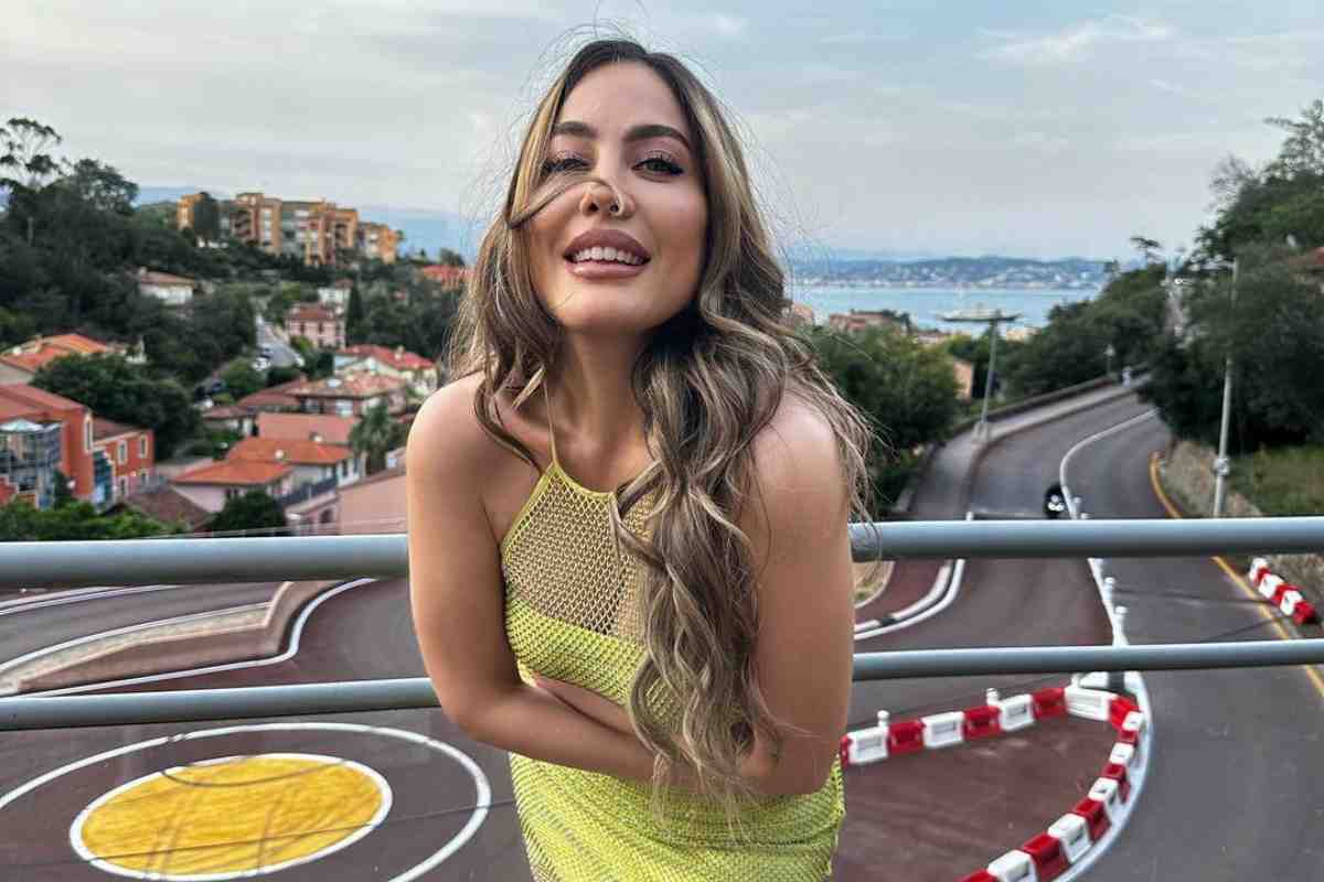 Paola Saulino infiamma i social