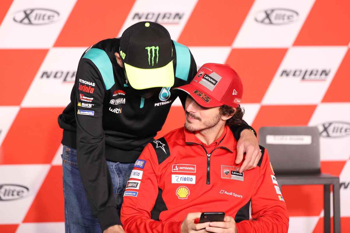 Bagnaia e l'annuncio su Rossi