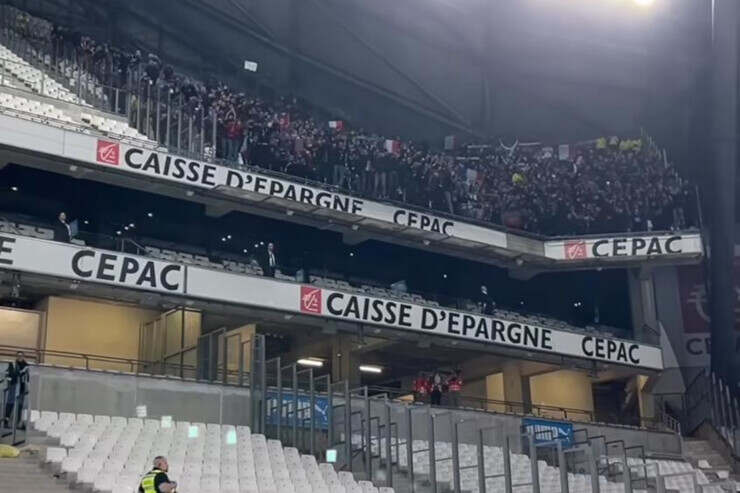 I tifosi del Lione nel settore ospiti del Velodrome 