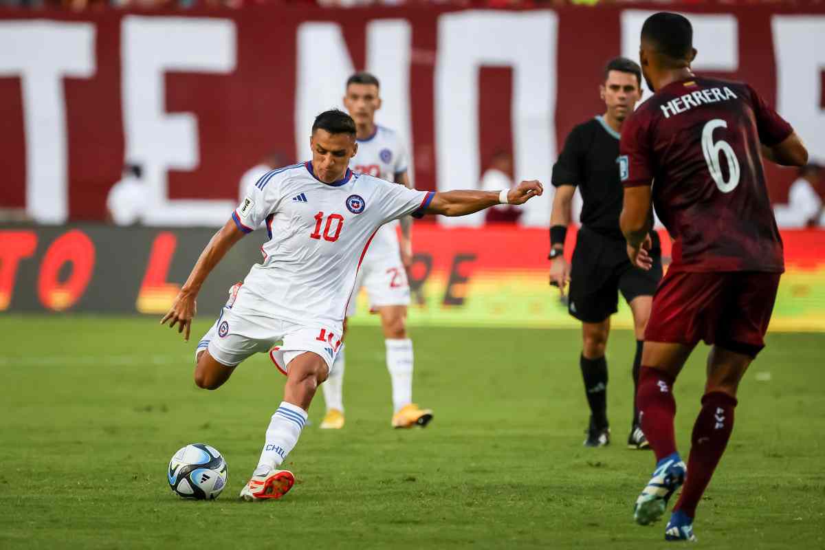 Alexis Sanchez lascia l'Inter