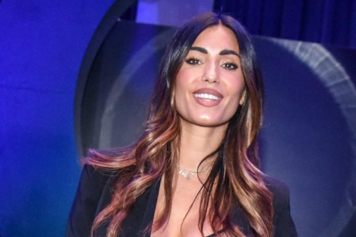 Federica Nargi da bollino rosso: scatto in intimo pazzesco