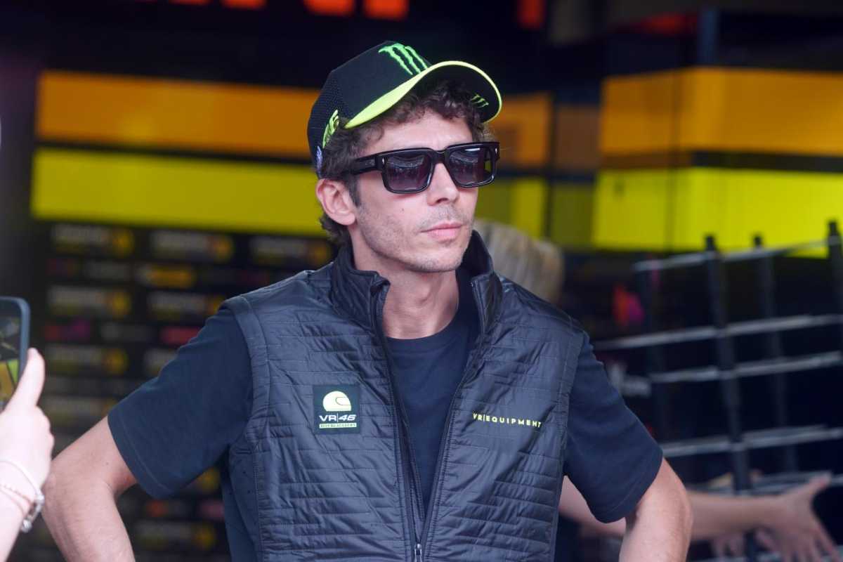 Valentino Rossi, l'ammissione sconvolge i fans