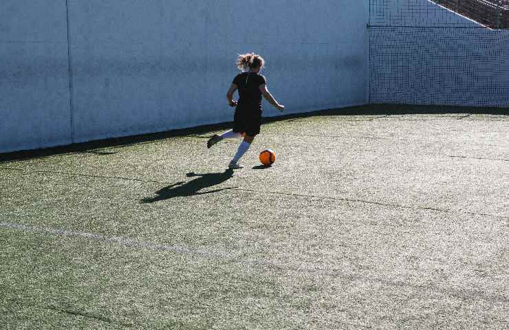 Allenamento di una calciatrice