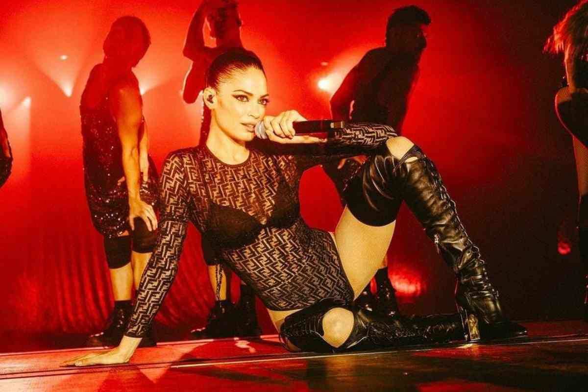 Elodie lascia senza fiato Iannone e il pubblico in tour