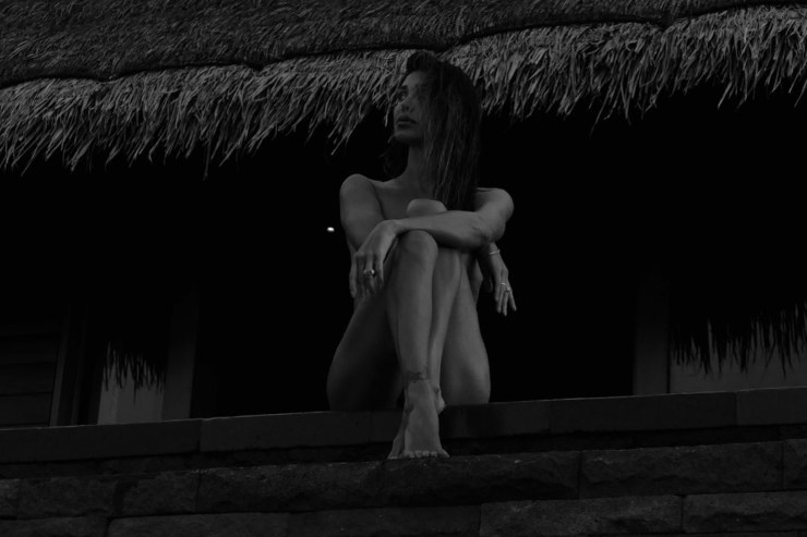Belen Rodriguez nuda senza veli