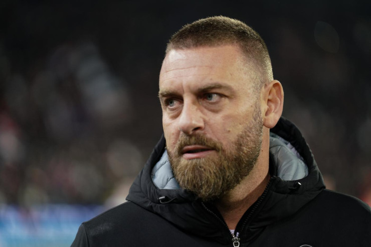 Daniele De Rossi è il nuovo allenatore della Roma: proverà a portare i Giallorossi in zona Champions