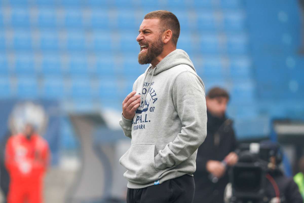 De Rossi ha esperienze come allenatore della SPAL e come collaboratore tecnico dell'Italia