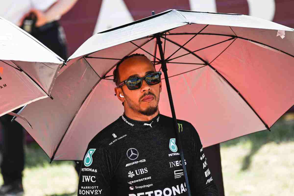 Cambia tutto per Lewis Hamilton 