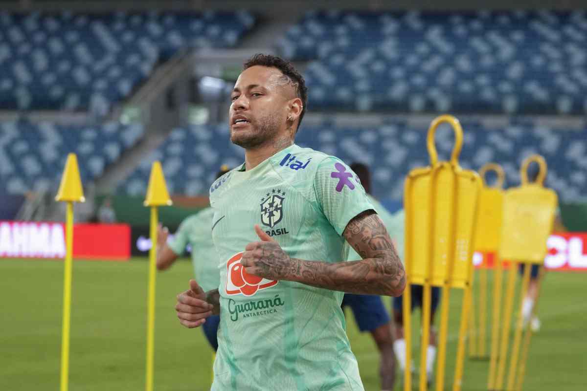 Neymar lascia l'Arabia Saudita e torna al Santos