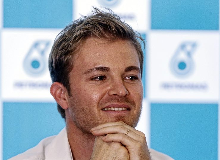 Rosberg su Sainz