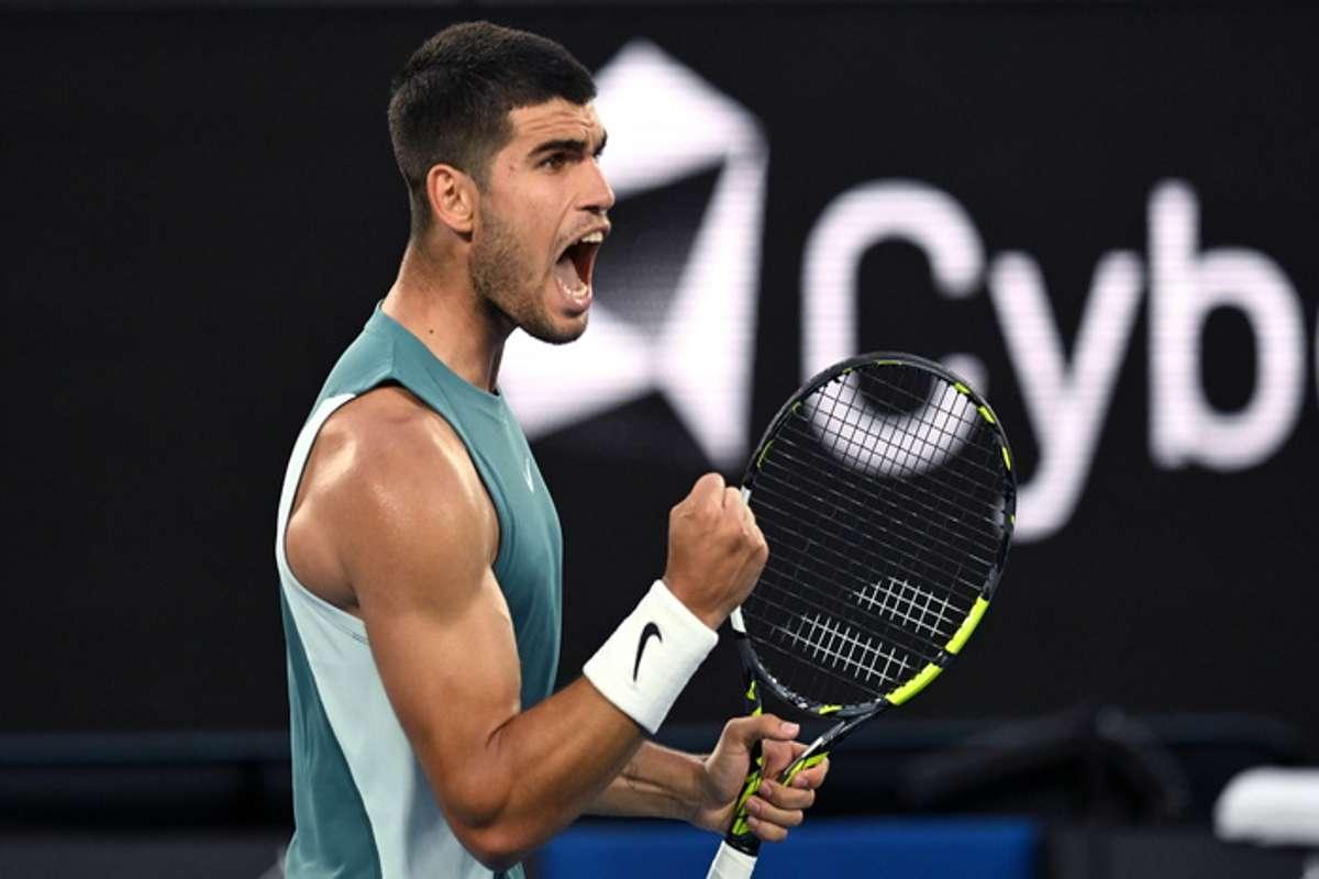 Alcaraz Avanza Senza Sforzi, Shevchenko Sorprende e Cade al 2° Turno dell'Australian Open