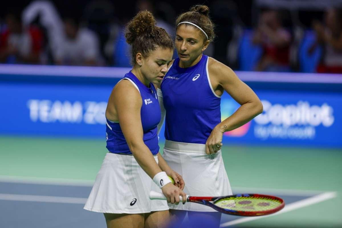 Australian Open: Errani e Paolini brillano, mentre Alcaraz, Zverev e Djokovic volano agli ottavi