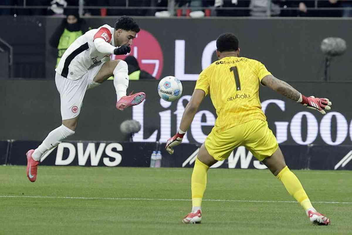 Il Manchester City sorprende con l'acquisto dell'egiziano Omar Marmoush