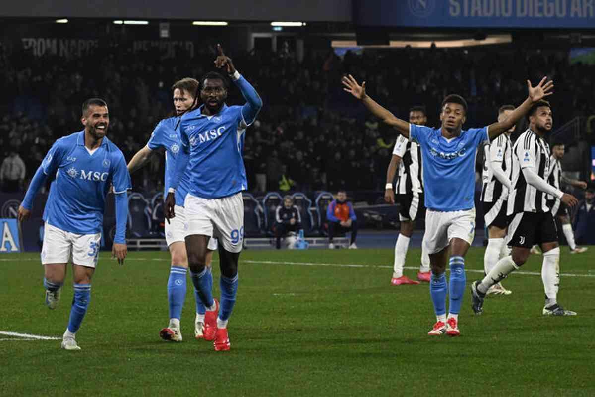 Napoli sorprende Juventus con una vittoria emozionante: 2-1 in diretta!