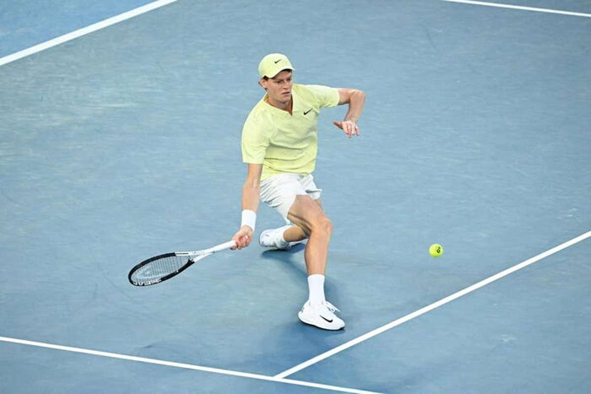 Sinner trionfa su Zverev: la diretta dell'Australian Open 2-0 con colpi da maestro