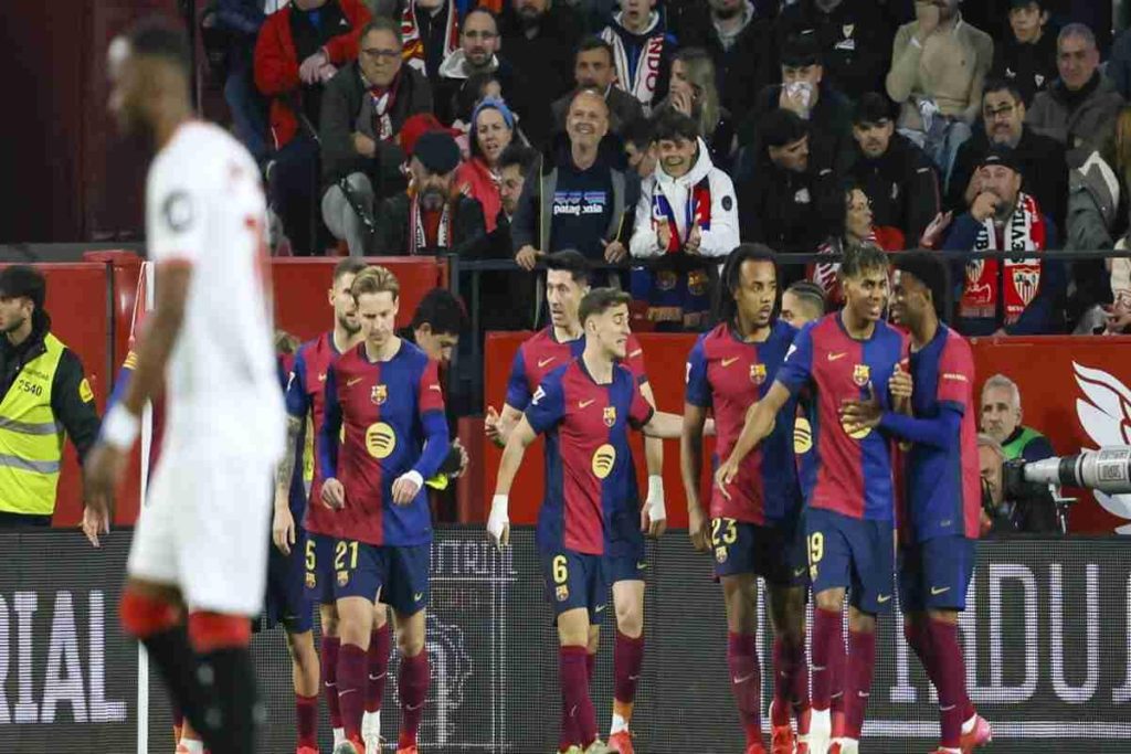 Il Barcellona trionfa a Siviglia e si riavvicina a Real e Atletico
