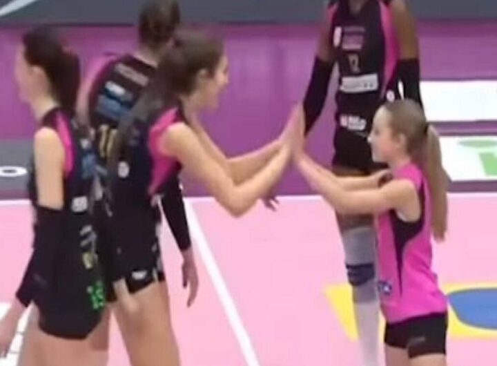 Arianna Manfredini: il fenomeno della pallavolo a soli 13 anni conquista il palcoscenico