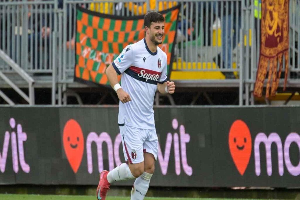 Bologna conquista la vittoria a Venezia, pareggio tra Como ed Empoli