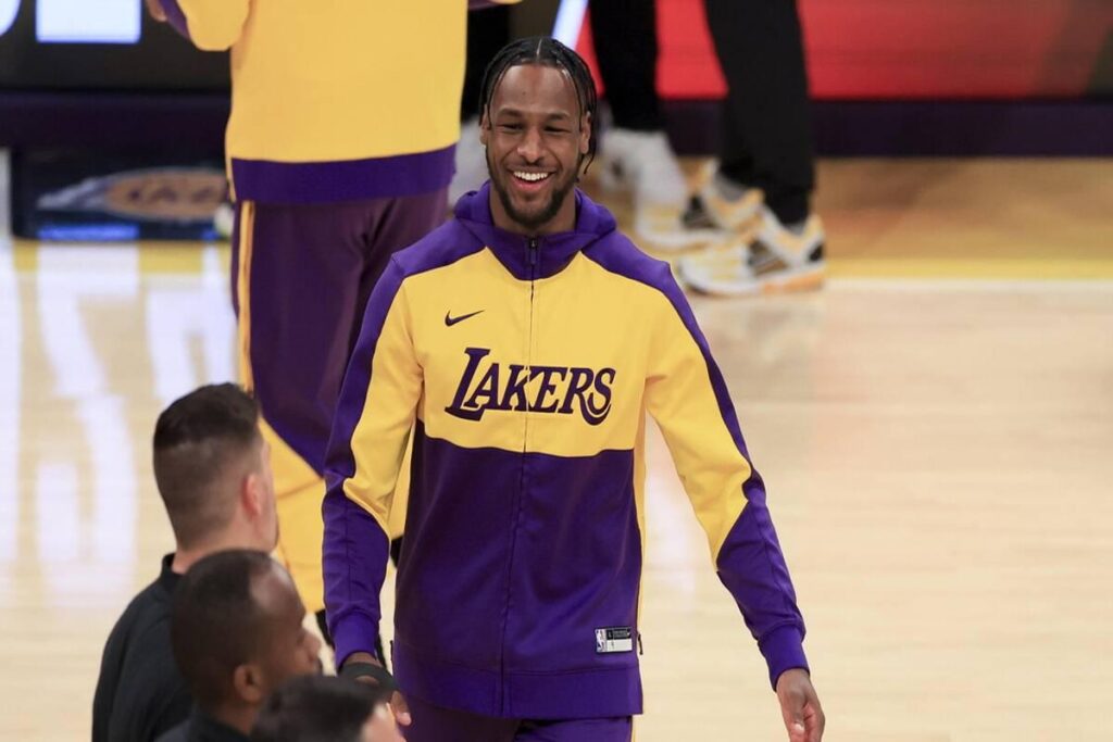 Bronny James segna in doppia cifra nonostante la sconfitta dei Lakers