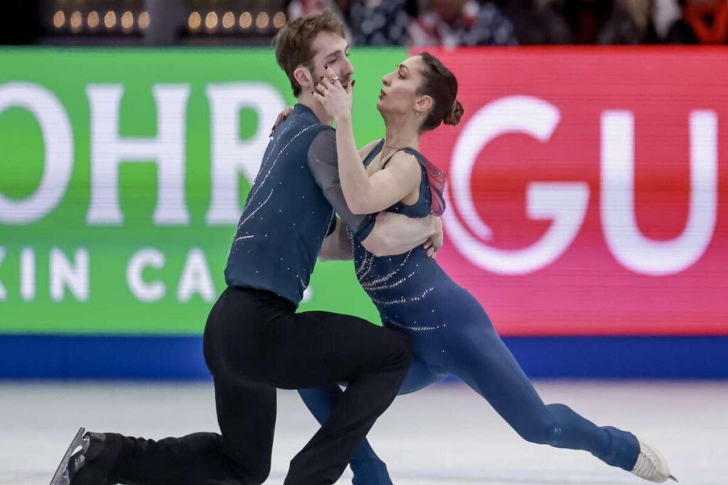 Conti e Macii conquistano il bronzo ai Mondiali di figura: un trionfo azzurro sul ghiaccio