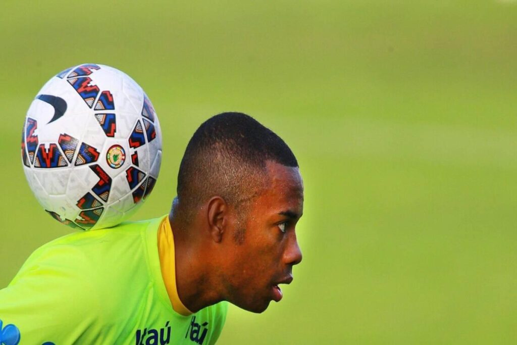 Corte del Brasile esamina la richiesta di libertà per Robinho: cosa c'è da sapere