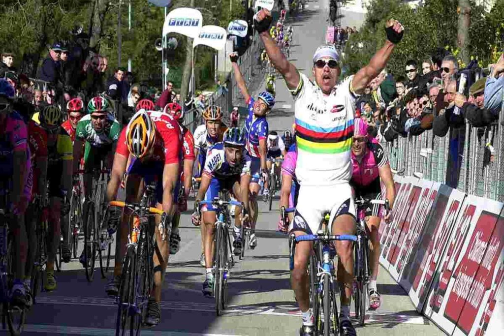 Ex campione del mondo di ciclismo Vainsteins arrestato a Bergamo