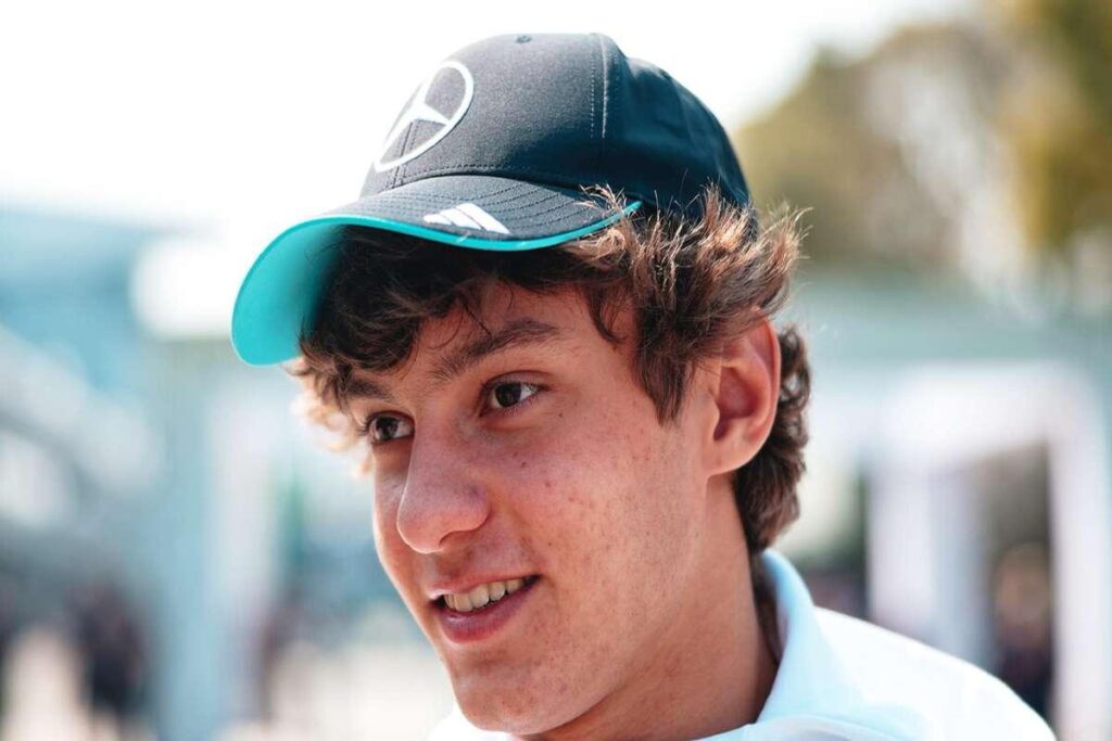 F1 in Cina: Antonelli punta a un bis nonostante le sfide uniche del circuito