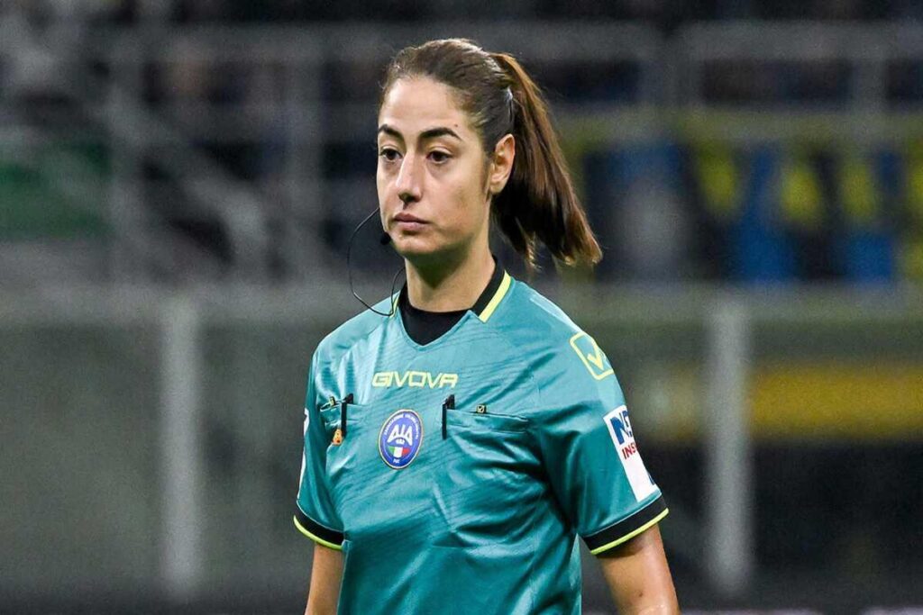Ferrieri Caputi e Gasperotti: le arbitre italiane pronte a brillare a Euro 2025 donne
