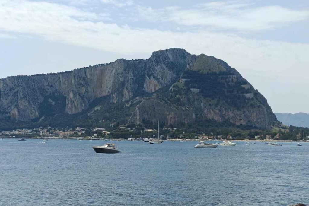 Ficarra trionfa nella prima prova del Trofeo Filippi di beach sprint nel canottaggio