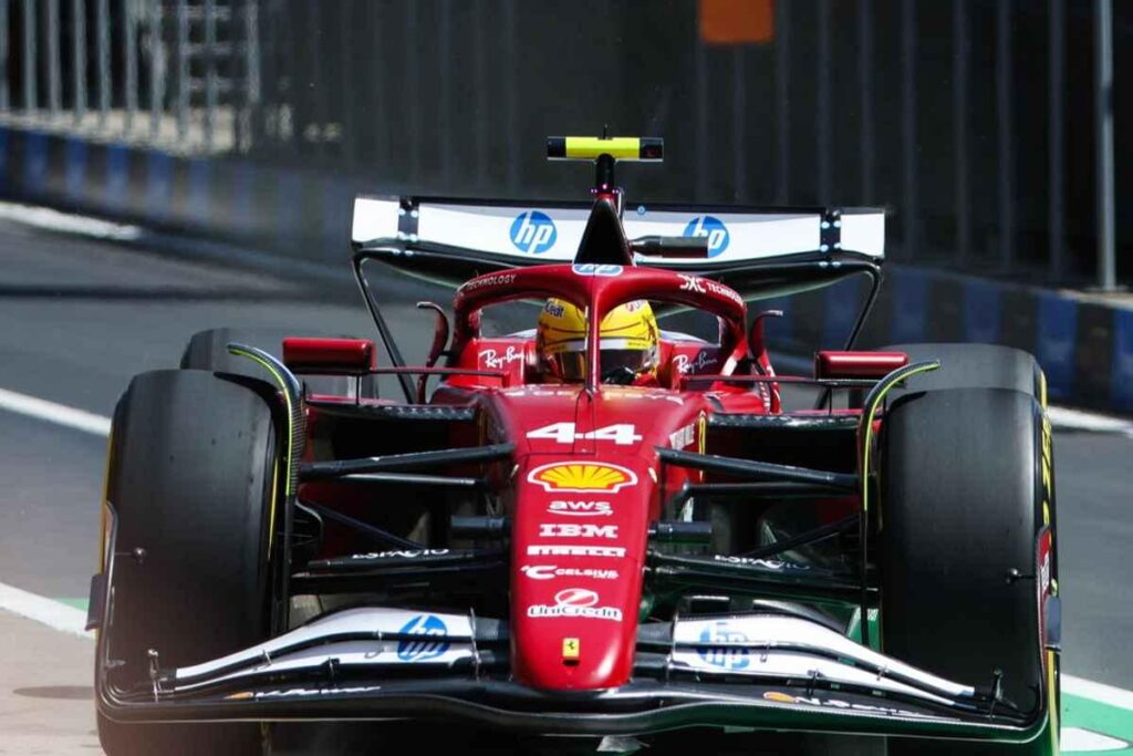 Hamilton conquista la pole position nelle qualifiche della gara Sprint in Cina