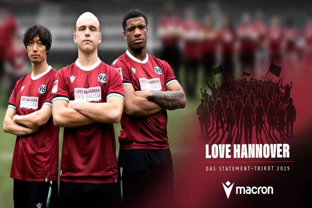 Hannover indossa il messaggio: 'Odio il razzismo' sulla maglia