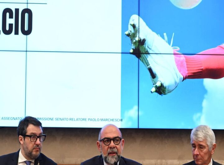 Il governo interviene: stadi e scommesse per salvare il calcio