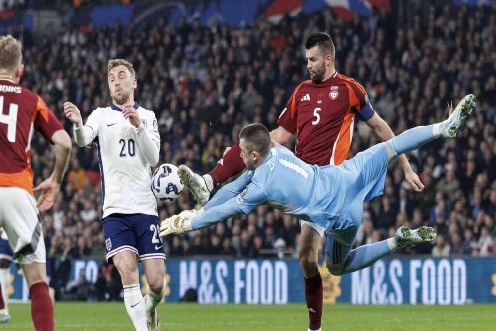 Inghilterra domina la Lettonia e conquista la qualificazione ai Mondiali con un 3-0 schiacciante