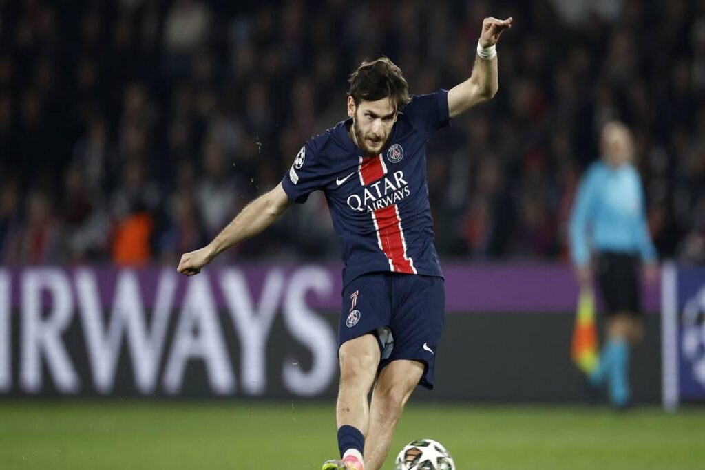 Kvaratskhelia: la fiducia cresce dopo il match d'andata contro il Psg