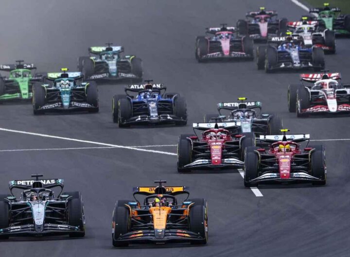 McLaren trionfa in Cina con una doppietta, Ferrari in difficoltà al quinto e sesto posto