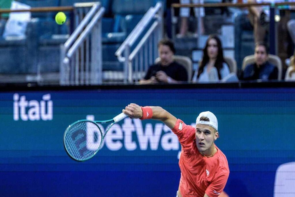 Mensik sorprende Fritz e conquista la finale contro Djokovic a Miami