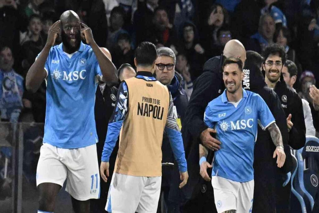 Napoli trionfa sul Milan: 2-0 in diretta con foto esclusive