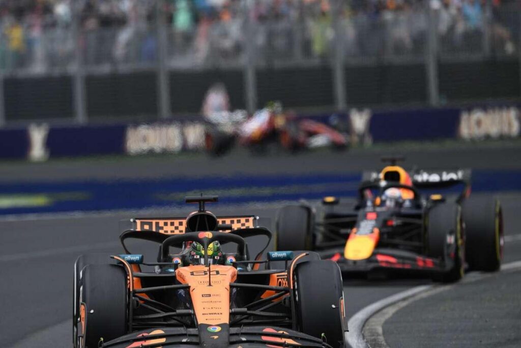 Norris trionfa in Australia con McLaren, Leclerc chiude ottavo con Ferrari