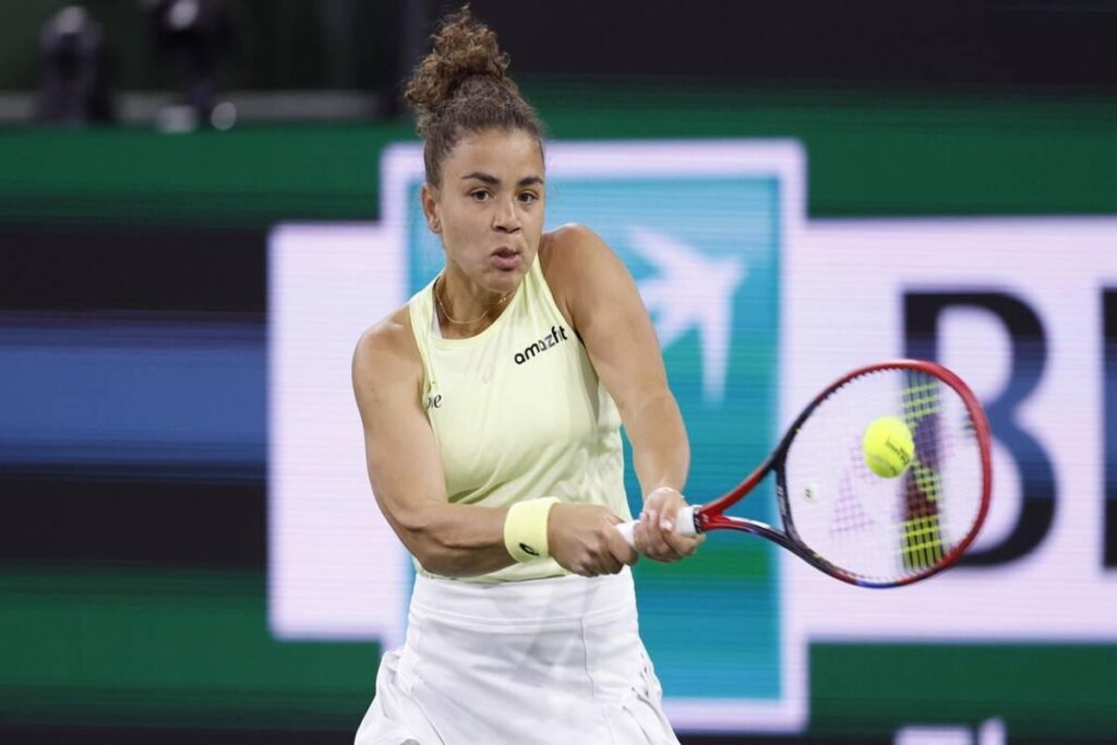 Paolini supera le difficoltà e conquista gli ottavi a Indian Wells