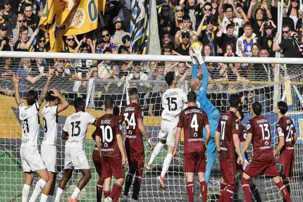 Pellegrino trascina il Parma al pareggio contro il Torino con una doppietta emozionante