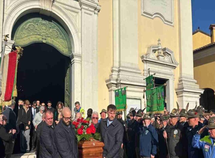 Pizzul: una folla commossa riempie il duomo di Cormons per i funerali