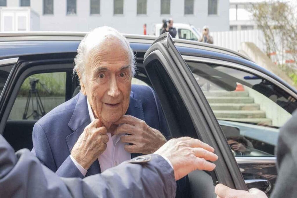 Platini e Blatter assolti: la verità dietro le accuse di frode nel calcio