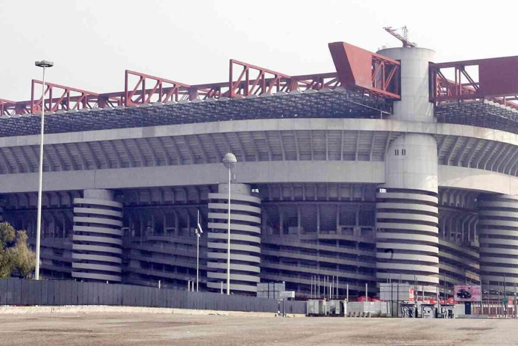 San Siro in vendita: il Comune lancia il bando per l'acquisto dell'area e dello stadio
