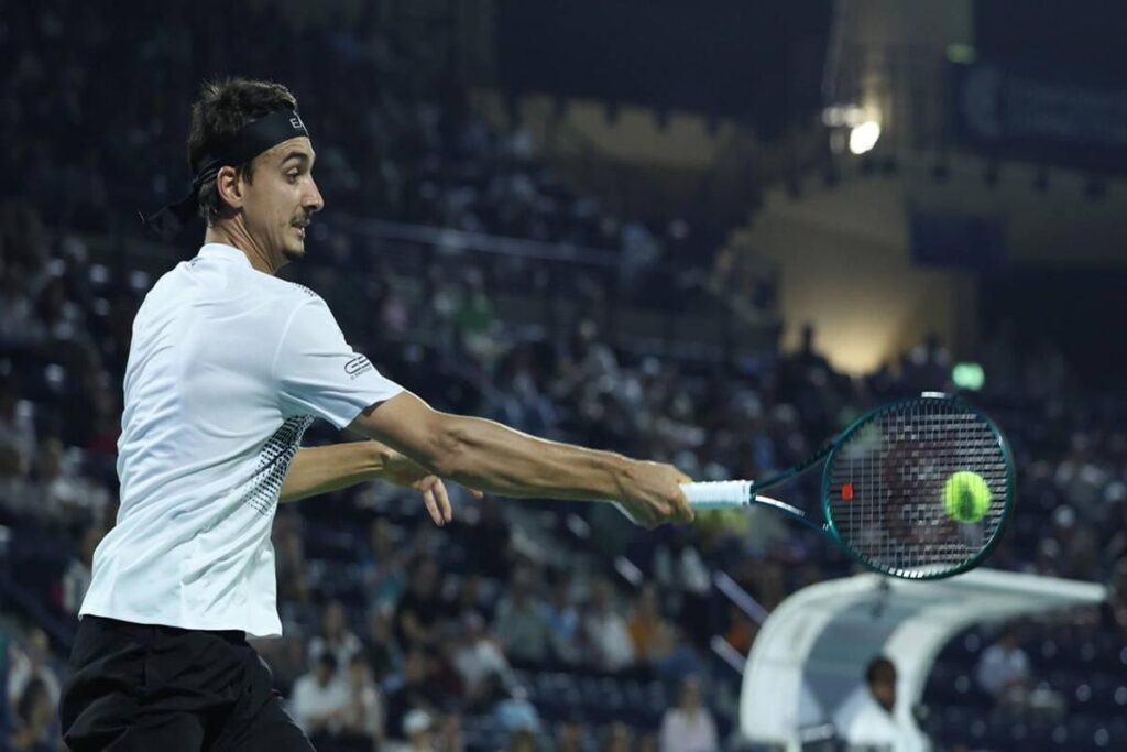 Sonego avanza al secondo turno: Miami si illumina di tennis italiano
