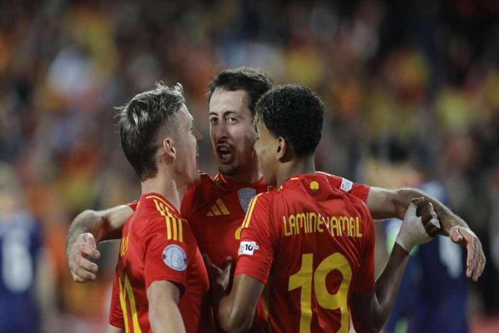 Spagna trionfa ai rigori e conquista la qualificazione, Olanda eliminata