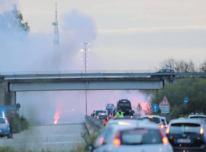Tifosi in rivolta: scontri tra sostenitori e polizia durante Lecce-Roma
