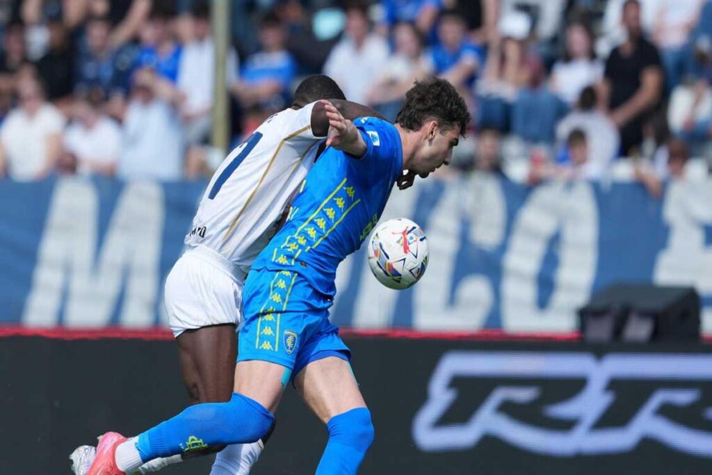 Calcio: Corsi difende la squadra e invita a sostenere invece di fischiare