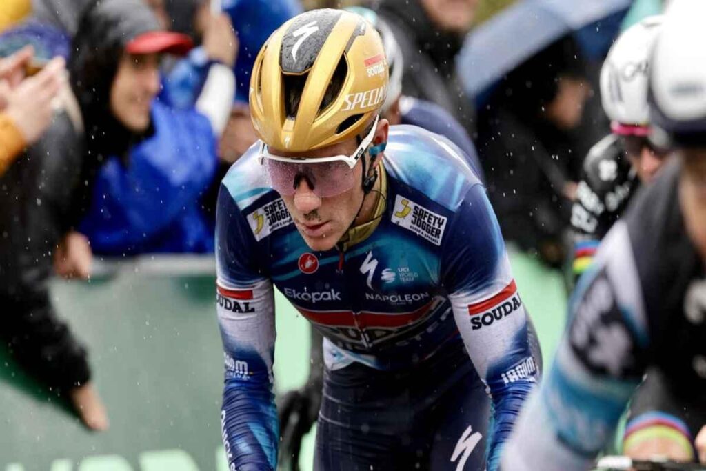 Ciclismo: Evenepoel si prepara per la Liegi con una forma in crescita